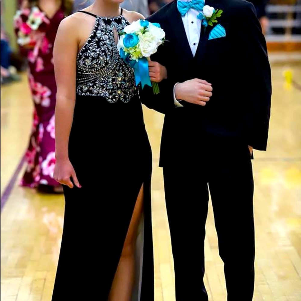Formal dress size 5 black with sparkly rhinestones